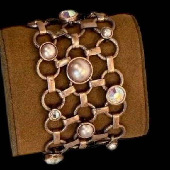 Retired Lia Sophia "Rosebud" Copper Link w/Crystals & Faux Pearls Bracelet - Picture 2 of 9
